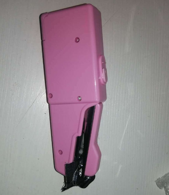 HandyStitch – Your Go-To Mini Sewing Solution, Anytime, Anywhere
